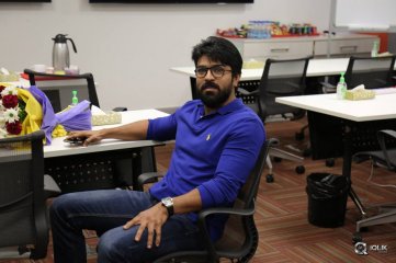 Ram Charan Promotes Khaidi No 150 Movie at Facebook Office